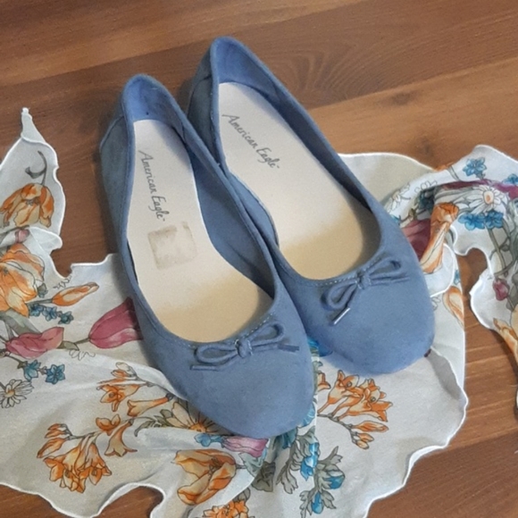 AMERICAN EAGLE Faux Suede Blue Ballerina Flats - Ladies Size 10W - Picture 2 of 9